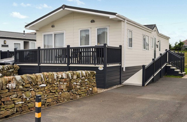 Galloway Place 2 - UK44227