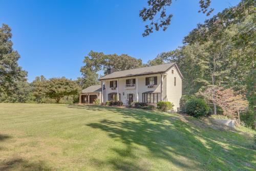 Game Room and Pond Spacious Gainesville Getaway!