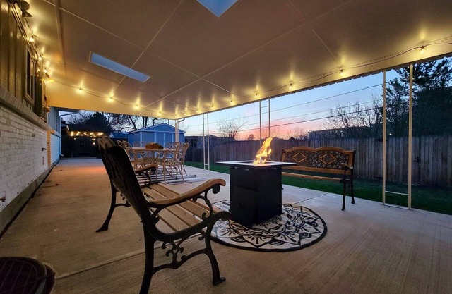 ★Game Room★4 Bedroom (2 King Beds) 3 Bathroom near Arapahoe/I-25