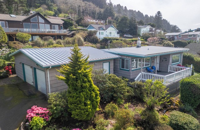 Garden Cottage (By the Sea)