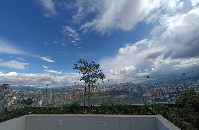 Garden Penthouse with Balcony - Unique City View