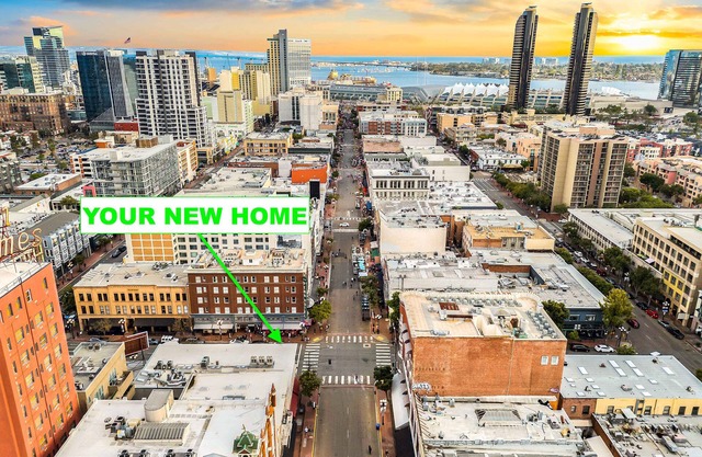 Gaslamp Loft Escape | Sleeps 7 in Style