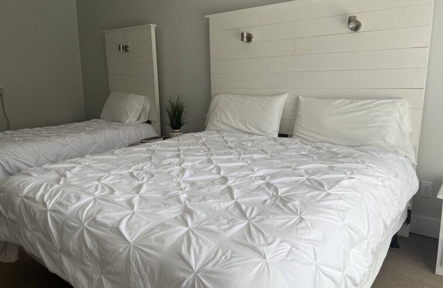 Gateway to Nature's beauty Rm 11