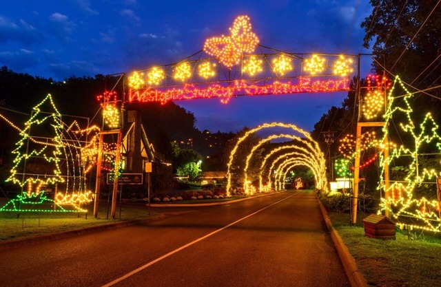 Gatlinburg, New Year in the Smoky Mountains, 12/27/2025 thru 1/03/2026
