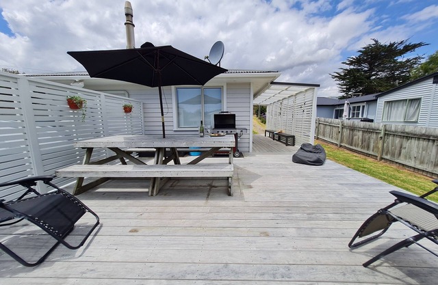 George's Post at Waitarere Beach