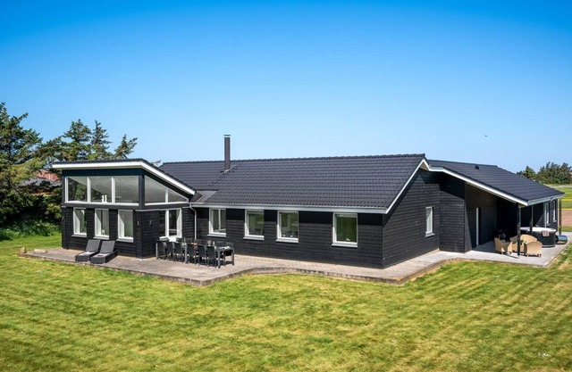 "Germund" - 770m from the sea by Interhome