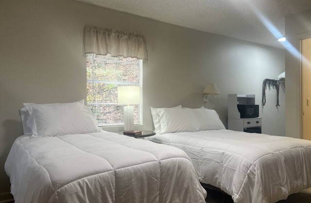 Getaway toHillside Haven 53