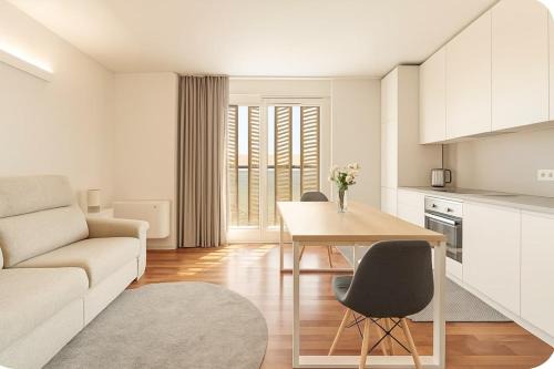 Giax Tower-Spa, Pool, Parking