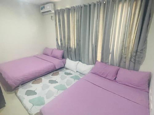 Gimmos Air B&B in Casamira, City of Naga