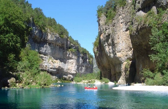 Gite 8 people near gorges du tarn Lozère