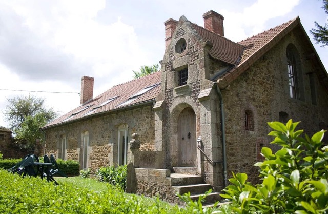 Gite A-Dauzat - 2 chambres - 5 a 7 personnes
