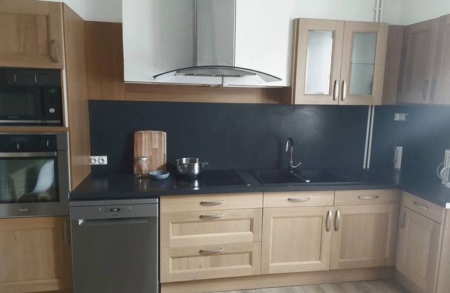 Gite Argenton-sur-Creuse, 6 bedrooms, 15 persons