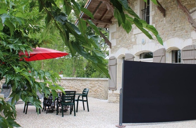 Gite Bourg-Charente, 2 bedrooms, 4 persons