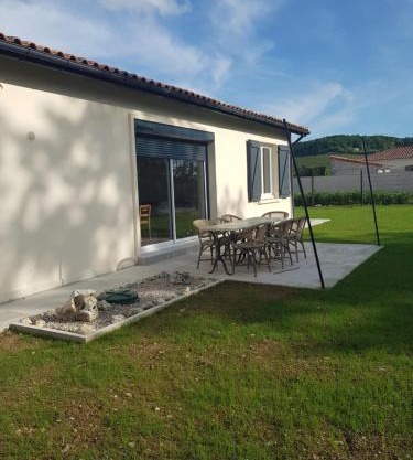 GITE chez mamie - 7 personnes A SAINTE LIVRADE SUR LOT