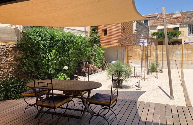 Gite in a chambre d'hotes, quiet location with shared pool