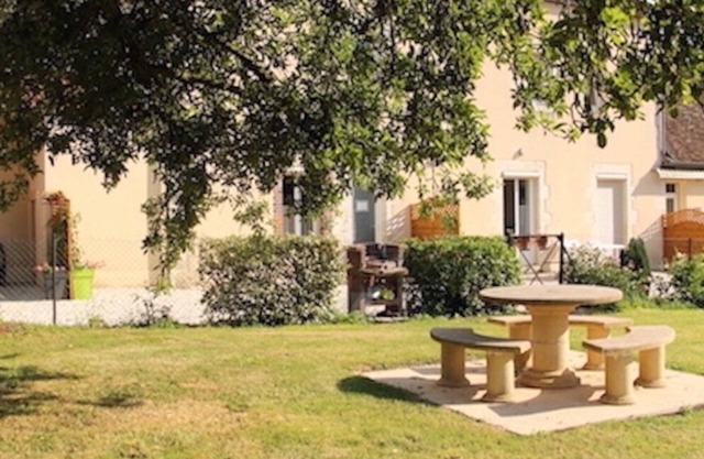 Gite in the Loiret, near the Loire, on the banks of the Briare canal.