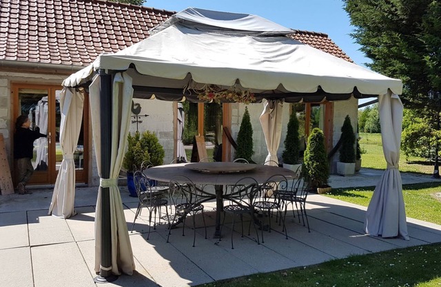 Gîte "La Motterie" with swimming pool