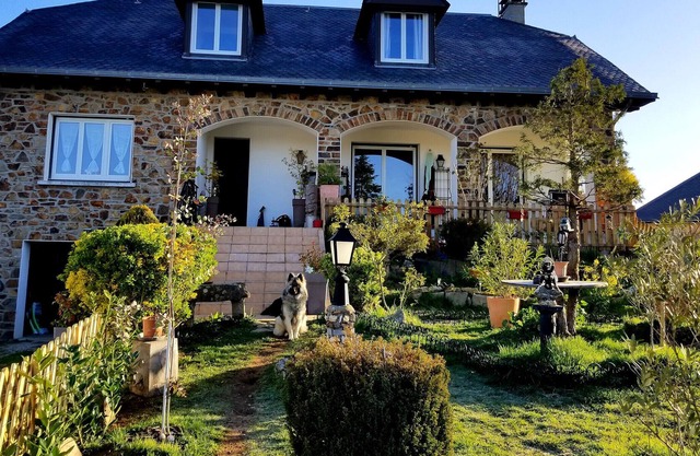 Gite Luc-la-Primaube, 2 bedrooms, 4 persons