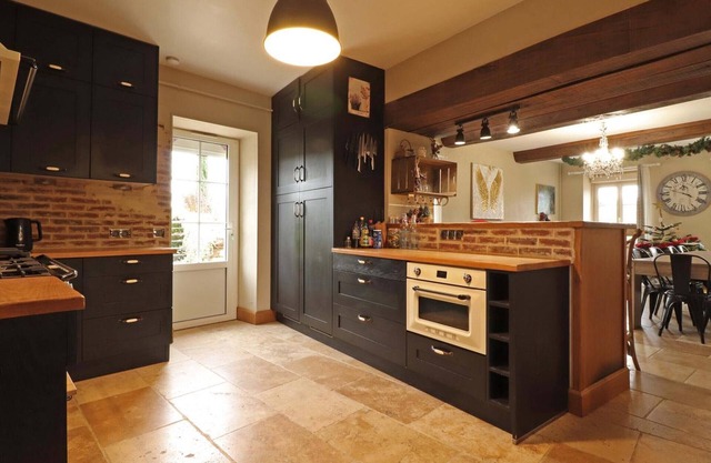 Gite Macé, 5 bedrooms, 14 persons