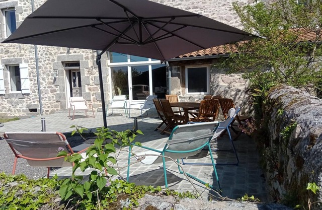 Gite Saint-Estèphe, 5 bedrooms, 15 persons
