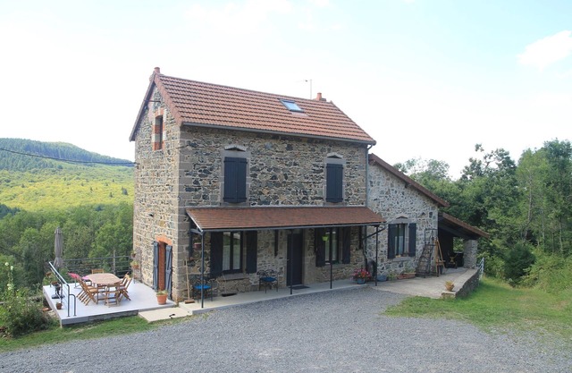 Gîte Via Nova - 12 pers. Peacefulness and nature in Lavoine, France