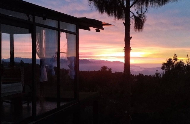 Glamping El Atardecer, via Loja km 46