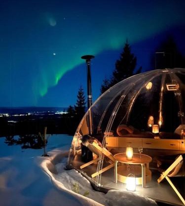 Glass Igloo With Panoramic Views In Åsbygda