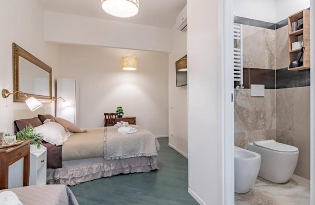 Glint House Rome-Double Deluxe Room with Single Beds