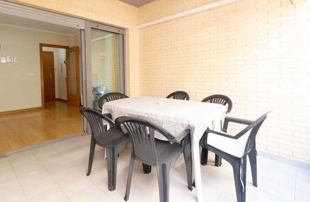 Global Properties: Nice apartment on the beach, Puerto de Sagunto