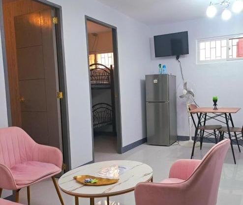Go-Vitug Apartell, 2-8 pax, AC, Netflix, Parking