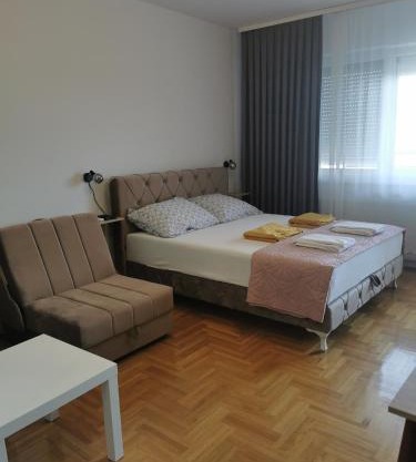 Gold Apartman