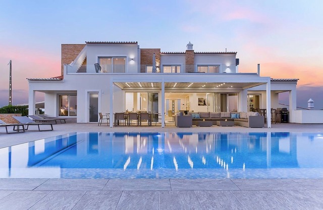 Goldeneye Luxury 6 Bedroom Villa With Infinity Pool sea view