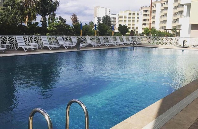 GoldenPark King Suites with Balcony & Sea view