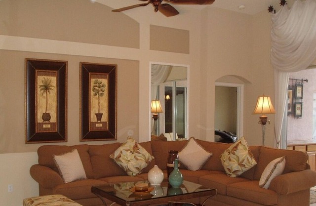 Golfers Paradise Elegant Pool Home In Pristine Condition In Gated Golf Community