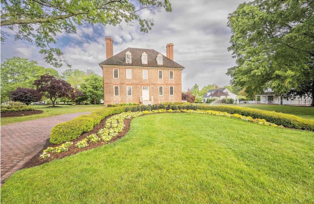 Golfers' Paradise! Historic Williamsburg, VA, 2 BDR Units - Full Service Resort!