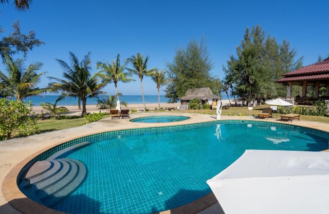 Gooddays Lanta Beach Resort SHA