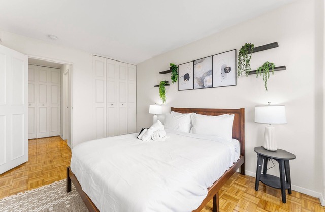 Gorgeous 2bd/1.5ba Next to BU 8703