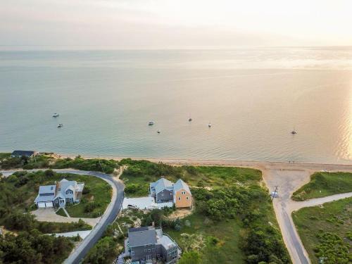 Gorgeous Architectural Waterfront Property