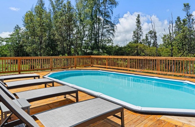 Gorgeous Gated Retreat Near Ocean w Pool & Deck!