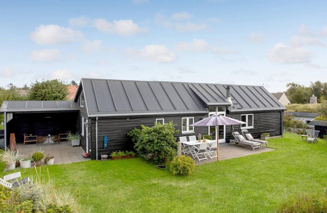Gorgeous home in Bindslev with kitchen