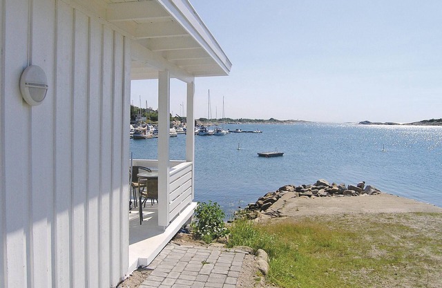 Gorgeous home in Gressvik
