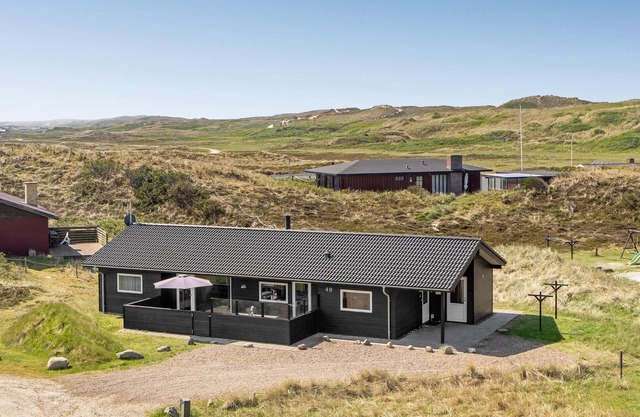 Gorgeous home in Hvide Sande with sauna