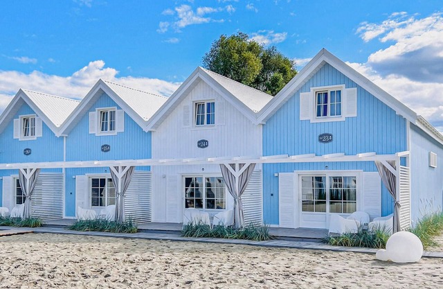 Gorgeous home in Mielno with WiFi