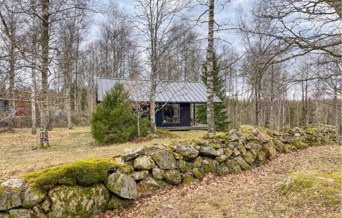 Gorgeous Home In Smålandsstenar