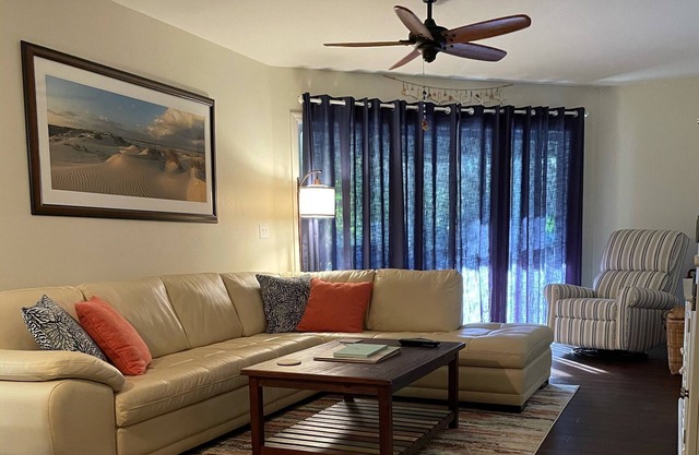 Gorgeous poolside villa, ground floor, heated pool