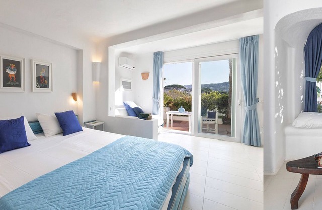 Gorgeous Superior Room with a Garden Terrace in a Botanical Garden
