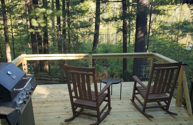 Gottaway Lake House - a wooded retreat situated on a spacious 8-acre property.