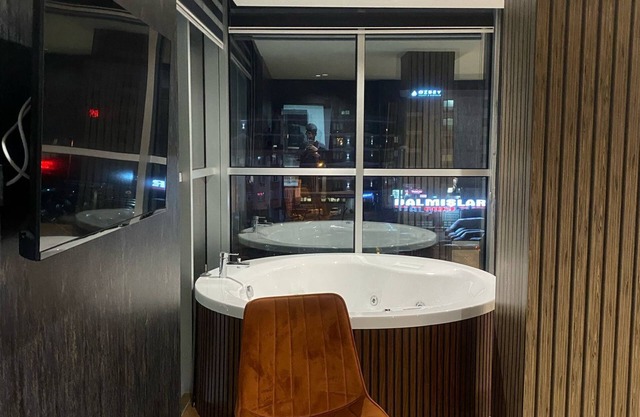 Grand Armada Hotel
