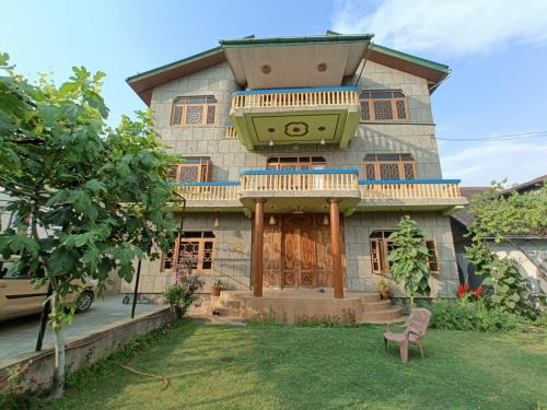Grand Inayat