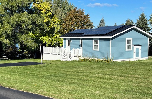Grand Isle Lakefront Cottage